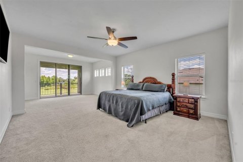 House in Orlando, Florida 6 bedrooms, 458.1 sq.m. № 1744880 - photo 27