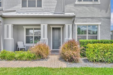 House in Orlando, Florida 6 bedrooms, 458.1 sq.m. № 1744880 - photo 4