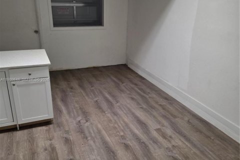 Casa en alquiler en Florida City, Florida, 4 dormitorios, 197.51 m2 № 2044313 - foto 12