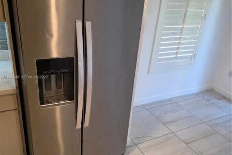 Casa en alquiler en Florida City, Florida, 4 dormitorios, 197.51 m2 № 2044313 - foto 5