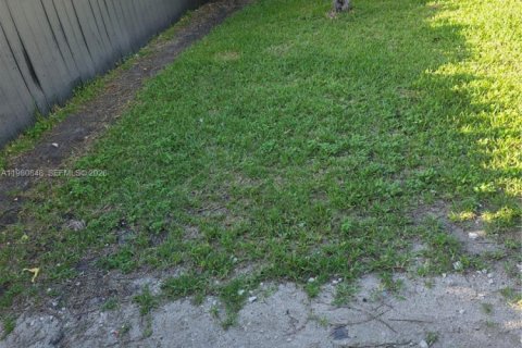 Casa en alquiler en Florida City, Florida, 4 dormitorios, 197.51 m2 № 2044313 - foto 8