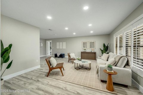 Casa en venta en Merrit Island, Florida, 3 dormitorios, 238.85 m2 № 1734513 - foto 5
