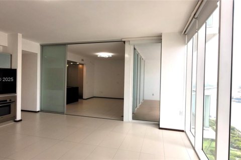 Condo in Miami, Florida, 1 bedroom  № 1882154 - photo 26