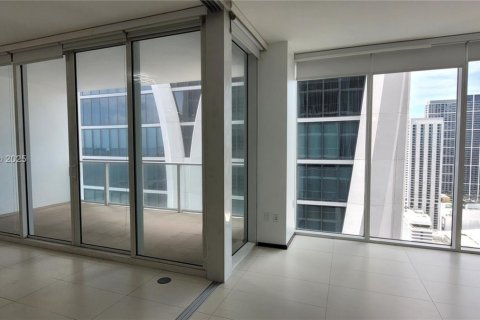 Condo in Miami, Florida, 1 bedroom  № 1882154 - photo 9