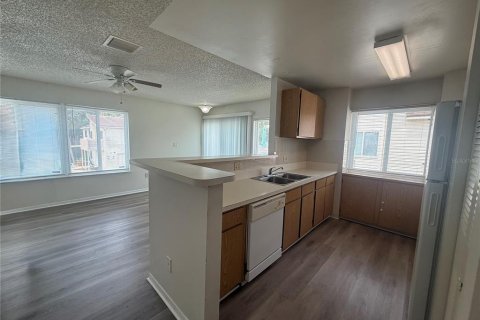 Copropriété à louer à Kissimmee, Floride: 2 chambres, 85.84 m2 № 2129449 - photo 10
