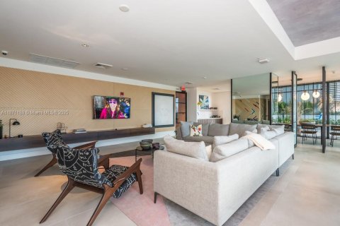Copropriété à vendre à Miami, Floride: 2 chambres, 87.14 m2 № 1979788 - photo 17
