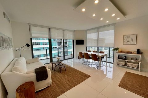 Copropriété à vendre à Miami, Floride: 2 chambres, 87.14 m2 № 1979788 - photo 2