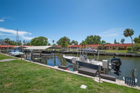 Condominio en venta en Bradenton, Florida, 1 dormitorio, 74.14 m2 № 1530506 - foto 28