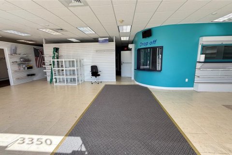 Commercial property in Largo, Florida 278.71 sq.m. № 2206372 - photo 5