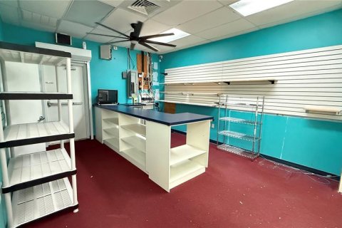 Commercial property in Largo, Florida 278.71 sq.m. № 2206372 - photo 23