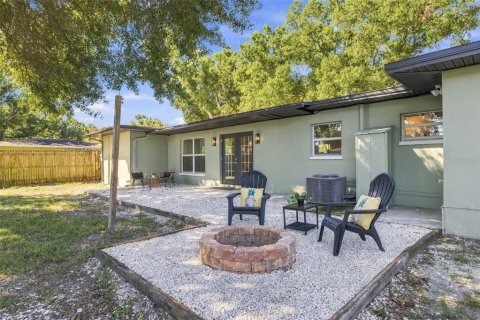 Villa ou maison à vendre à Tampa, Floride: 3 chambres, 138.7 m2 № 2420086 - photo 30