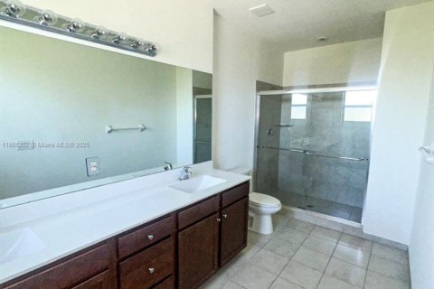 Adosado en alquiler en Miami, Florida, 3 dormitorios, 158.03 m2 № 1954002 - foto 28
