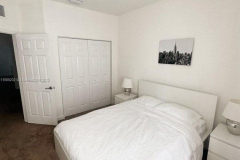 Adosado en alquiler en Miami, Florida, 3 dormitorios, 158.03 m2 № 1954002 - foto 29