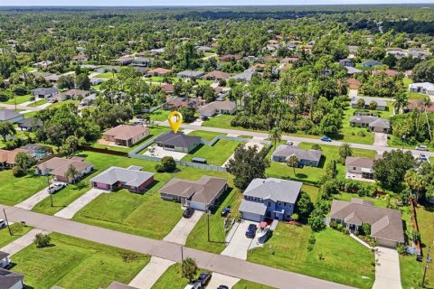 Купить виллу или дом в Норт-Порт, Флорида 6 комнат, 144.56м2, № 2324482 - фото 30