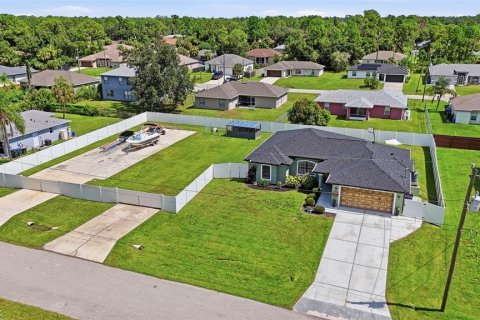 House in North Port, Florida 4 bedrooms, 144.56 sq.m. № 2324482