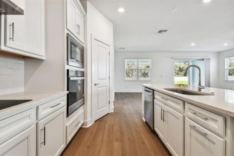 House in Riverview, Florida 4 bedrooms, 285.77 sq.m. № 1824816 - photo 4