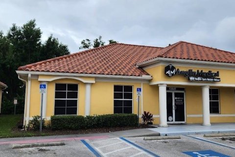 Immobilier commercial à vendre à Riverview, Floride: 185.8 m2 № 2211324 - photo 6