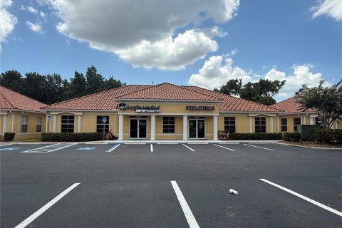 Immobilier commercial à vendre à Riverview, Floride: 185.8 m2 № 2211324 - photo 3