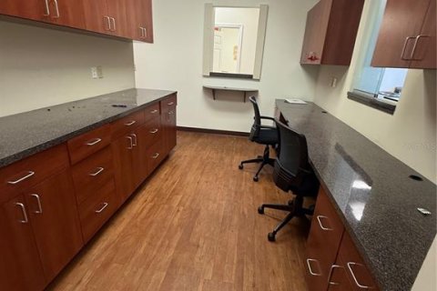 Immobilier commercial à vendre à Riverview, Floride: 185.8 m2 № 2211324 - photo 15