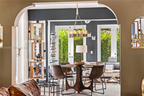 Casa en alquiler en Miami, Florida, 2 dormitorios, 99.59 m2 № 2055469 - foto 9