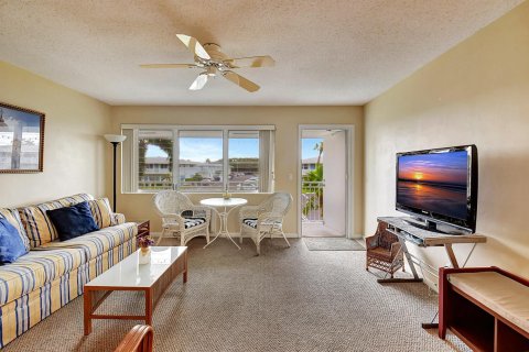 Condominio en venta en Boynton Beach, Florida, 1 dormitorio, 52.95 m2 № 2081866 - foto 3