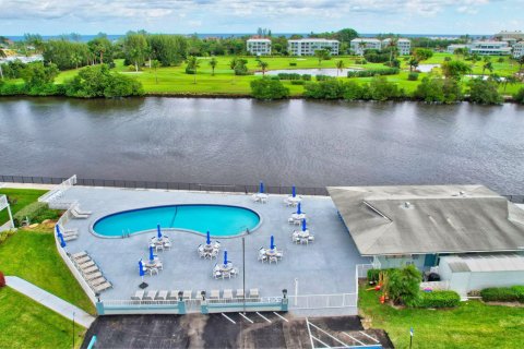 Condominio en venta en Boynton Beach, Florida, 1 dormitorio, 52.95 m2 № 2081866 - foto 2