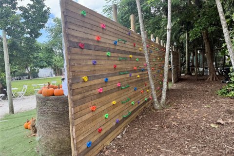 Propiedad comercial en venta en Miami, Florida № 2013406 - foto 14