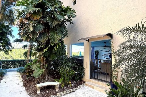 Touwnhouse à vendre à Palmetto Bay, Floride: 3 chambres, 306.3 m2 № 2010165 - photo 23