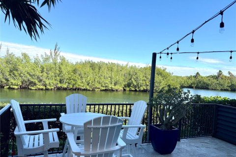 Touwnhouse à vendre à Palmetto Bay, Floride: 3 chambres, 306.3 m2 № 2010165 - photo 26