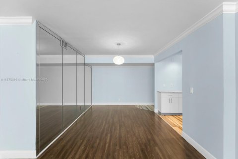 Купить кондоминиум в Холливуд, Флорида 2 спальни, 115.2м2, № 1944069 - фото 7