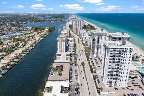 Купить кондоминиум в Холливуд, Флорида 2 спальни, 115.2м2, № 1944069 - фото 23