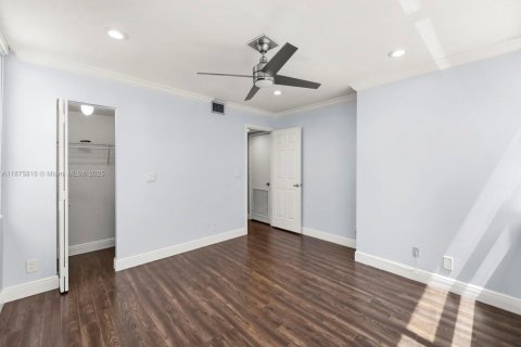 Купить кондоминиум в Холливуд, Флорида 2 спальни, 115.2м2, № 1944069 - фото 18