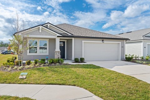 House in WELLS CREEK in Jacksonville, Florida 3 bedrooms, 165.74 sq.m. № 885610 - photo 1