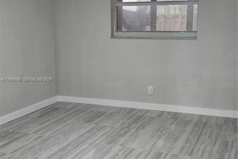 Casa en alquiler en Fort Lauderdale, Florida, 3 dormitorios, 120.03 m2 № 2066086 - foto 10