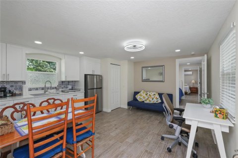 Villa ou maison à vendre à Tampa, Floride: 4 chambres, 189.71 m2 № 2413432 - photo 25