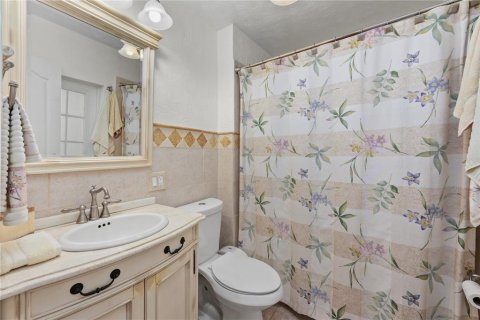 Villa ou maison à vendre à Tampa, Floride: 4 chambres, 189.71 m2 № 2413432 - photo 13