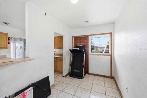 Villa ou maison à vendre à Port Charlotte, Floride: 2 chambres, 113.15 m2 № 2198045 - photo 8