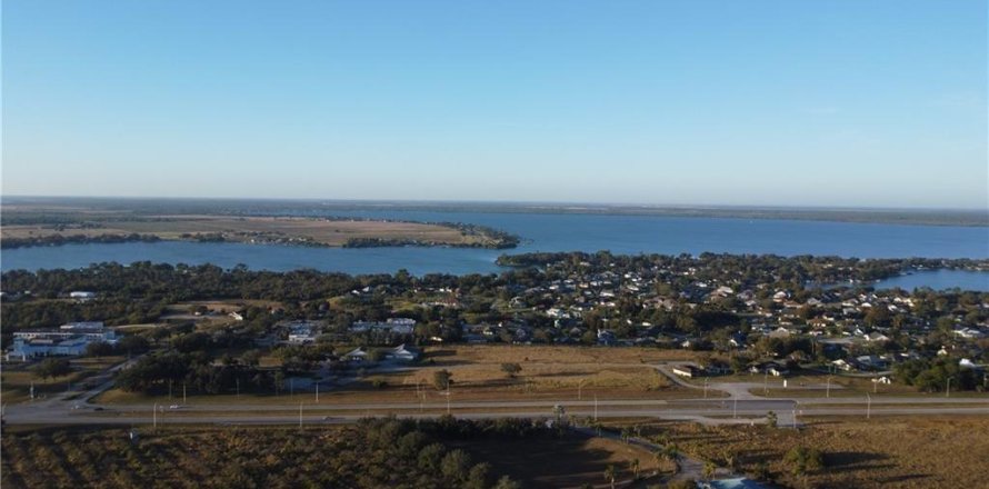 Immobilier commercial à Lake Placid, Floride № 2182970