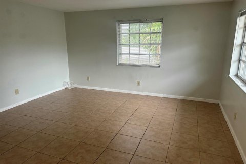 Apartment in Wilton Manors, Florida 1 bedroom, 90.77 sq.m. № 2398001 - photo 17
