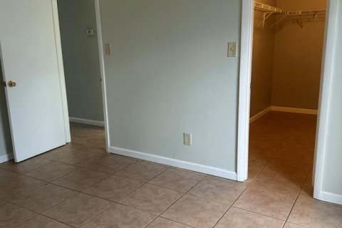 Apartment in Wilton Manors, Florida 1 bedroom, 90.77 sq.m. № 2398001 - photo 26