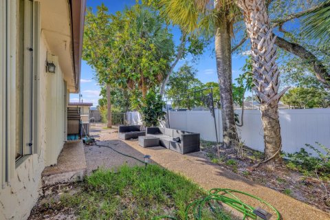 Apartment in Wilton Manors, Florida 1 bedroom, 90.77 sq.m. № 2398001 - photo 11