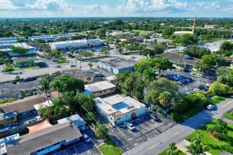 Apartment in Wilton Manors, Florida 1 bedroom, 90.77 sq.m. № 2398001 - photo 5