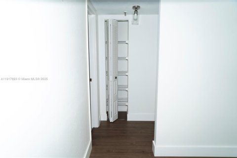 Copropriété à louer à Oakland Park, Floride: 2 chambres, 116.13 m2 № 1972442 - photo 22