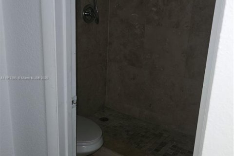 Copropriété à louer à Oakland Park, Floride: 2 chambres, 116.13 m2 № 1972442 - photo 14