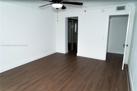 Copropriété à louer à Oakland Park, Floride: 2 chambres, 116.13 m2 № 1972442 - photo 26