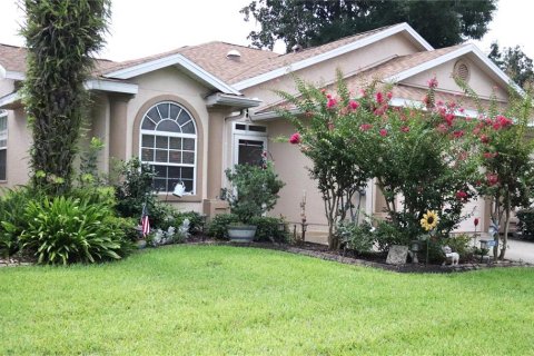 House in Ocala, Florida 2 bedrooms, 124.21 sq.m. № 2296329