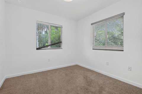 Townhouse in Miami Gardens, Florida 4 bedrooms, 148.36 sq.m. № 2385479 - photo 14
