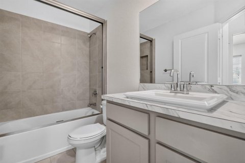 Townhouse in Miami Gardens, Florida 4 bedrooms, 148.36 sq.m. № 2385479 - photo 19