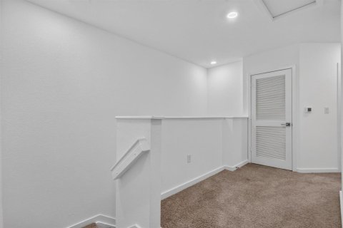 Townhouse in Miami Gardens, Florida 4 bedrooms, 148.36 sq.m. № 2385479 - photo 13