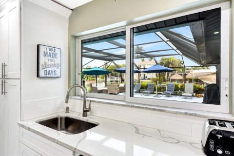 Casa en venta en Cape Coral, Florida, 4 dormitorios, 170.66 m2 № 2214719 - foto 14